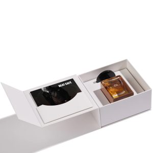 Jusbox Perfumes Beat Café box inside