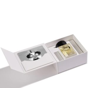 Jusbox Perfumes Visionary Eyes box open